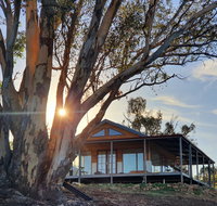 Kestrel Nest EcoHut - Taree Accommodation