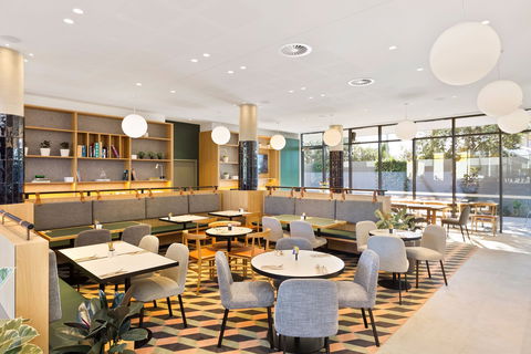 Mantra Hotel At Sydney Airport - Taree Accommodation 2