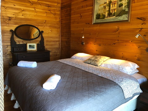 St Paul's River Cottages - Taree Accommodation 2