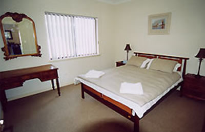 A Beachfront Villa Rockingham - Taree Accommodation 4