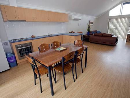 Albany Bayside Ocean Villas - Taree Accommodation 0