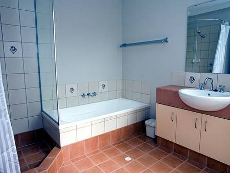 Albany Bayside Ocean Villas - Taree Accommodation 1