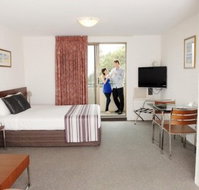 Atrium Resort Mandurah - Taree Accommodation