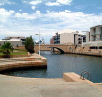 Crest Del Mar Apartments - Taree Accommodation