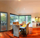 Acacia Chalets - Taree Accommodation