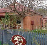 Albury Cottages - Taree Accommodation