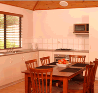 Bushy Lake Chalets - Taree Accommodation