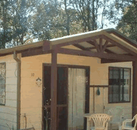 Gum Grove Chalets - Taree Accommodation