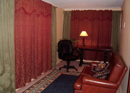 Golden Hearth Cottages - Taree Accommodation 3