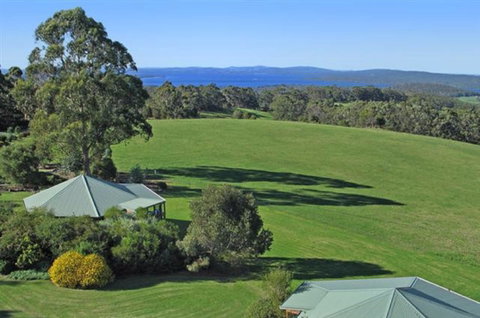 Celestine Retreat - Taree Accommodation 0