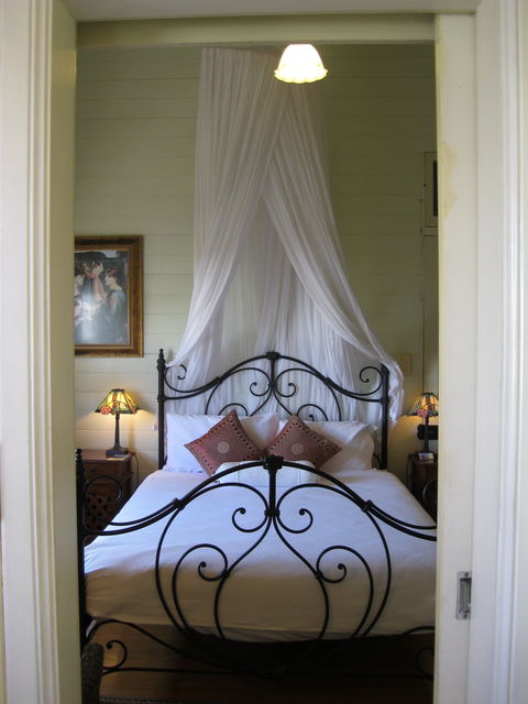 Classique Bed And Breakfast - Taree Accommodation 1