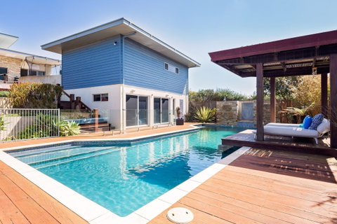Fragrant Harbour - Taree Accommodation 2