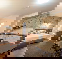 Highlander Motor Inn and Apartments - Taree Accommodation