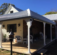 Melaleuca Cottage - Taree Accommodation