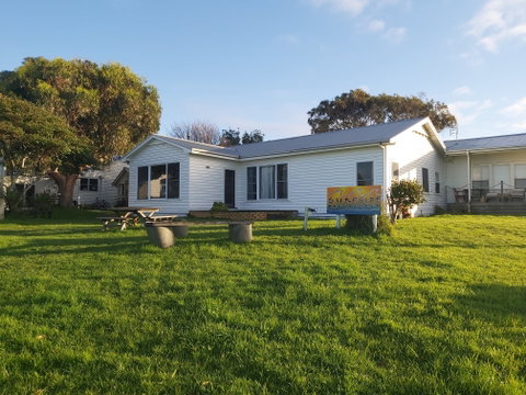 Surfside Backpacker - Taree Accommodation 0