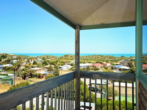 3 Henley Street - Goolwa Beach - Taree Accommodation 1