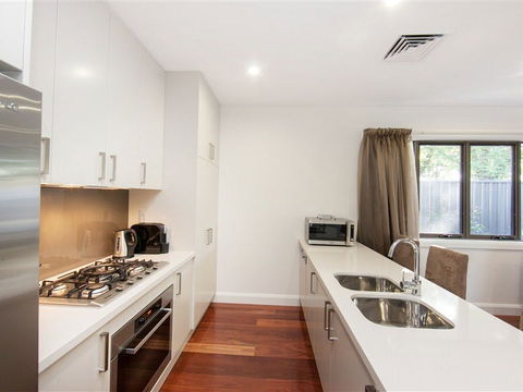 Abode Apartments Albury - Taree Accommodation 2