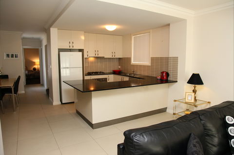 Apartments On-The-Park: Prince - Taree Accommodation 0