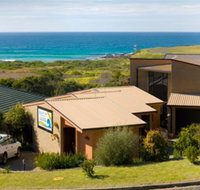 Beachfront Apartments Narooma - Taree Accommodation
