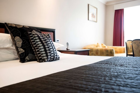 Best Western Plus All Settlers Tamworth - Taree Accommodation 1