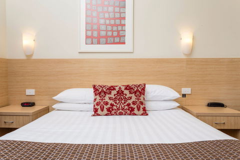 Club Motel And Apartments - Taree Accommodation 0