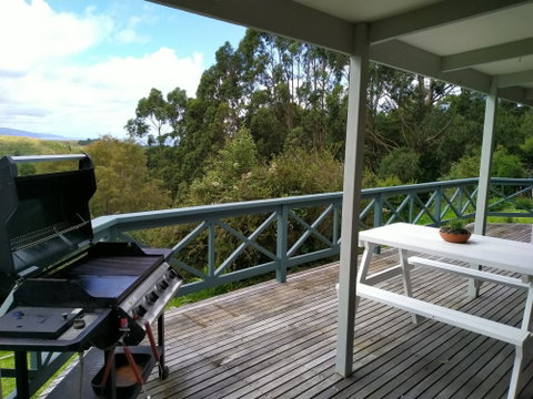 Fernhouse - Taree Accommodation 2