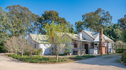 McLaren Vale Getaways - Taree Accommodation 0