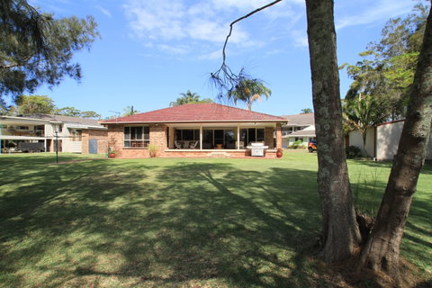 Ray Of Sunshine-Waterfront Reserve - Taree Accommodation 0