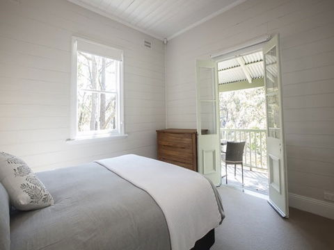 Reids Flat Cottage - Taree Accommodation 1