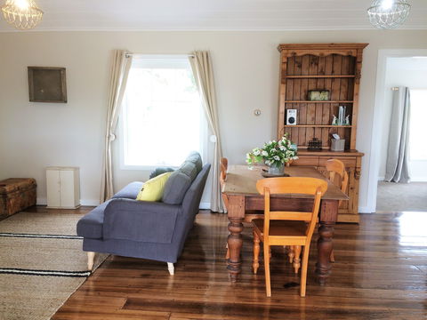 Robin Hood's Well Farm Stay - Taree Accommodation 0