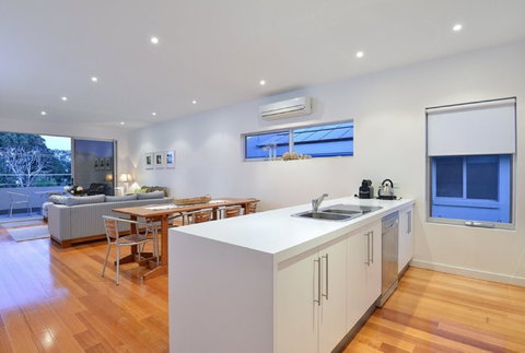 Alexander By The Sea - Taree Accommodation 2