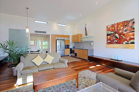 Beach Villa 17, East On Byron - Taree Accommodation 0