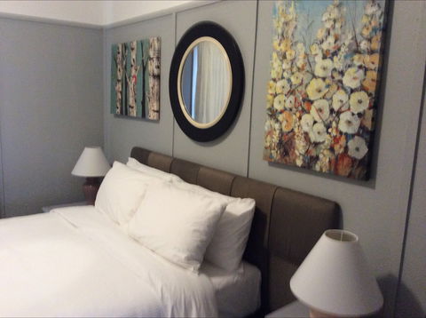 Bourke Apartments - Taree Accommodation 0