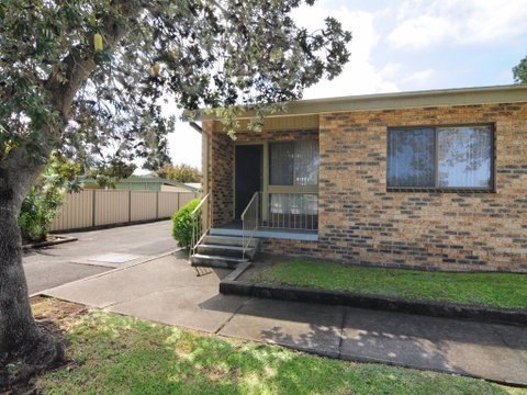 Bowen's Hideaway - Taree Accommodation 1