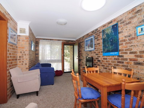 Bowen's Hideaway - Taree Accommodation 2