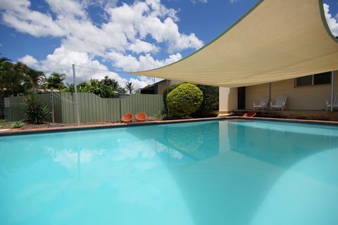 Bundaberg Park Village - Taree Accommodation 0