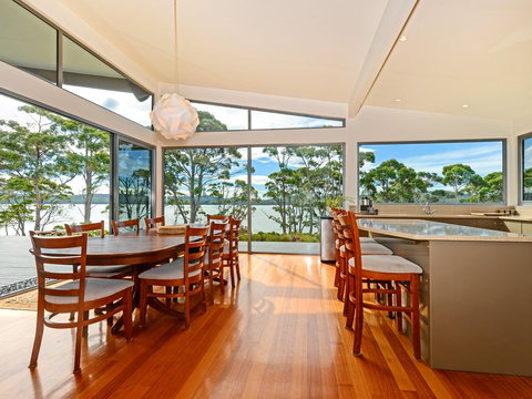 Cloudy Bay Lagoon Estate - Taree Accommodation 2