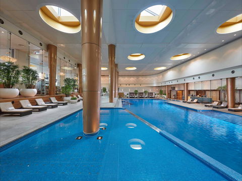 Crown Towers Melbourne - Taree Accommodation 2