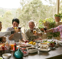 Downunder Farmstays Brisbane Gold Coast and Cairns