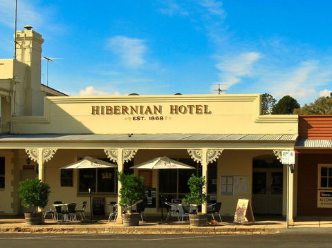 Hibernian Hotel Apartments - Taree Accommodation 0