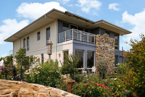 La Maison Du Vigneron B&B & Special Ocassion Dining - Taree Accommodation 0