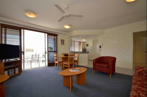 Myconos Resort - Taree Accommodation 2