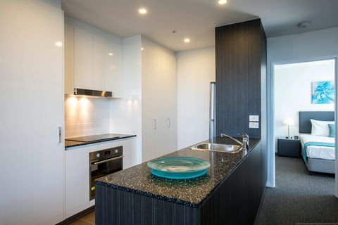 Synergy  Broadbeach - Taree Accommodation 2