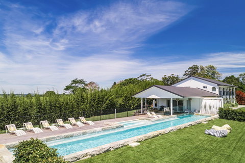 Villa St Helena - Taree Accommodation 1