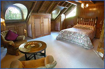 A Camelot Tower And Penthouse - Taree Accommodation 0