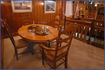 A Camelot Tower And Penthouse - Taree Accommodation 1