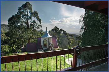 A Camelot Tower And Penthouse - Taree Accommodation 2