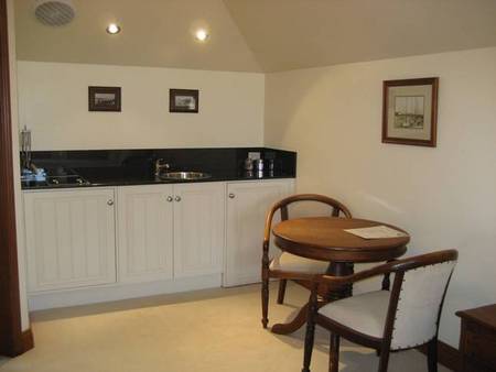 54 On Bank - Taree Accommodation 4