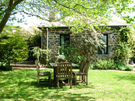 Fieldstone House - Taree Accommodation 1