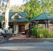 Yarrowee Cottage - Taree Accommodation